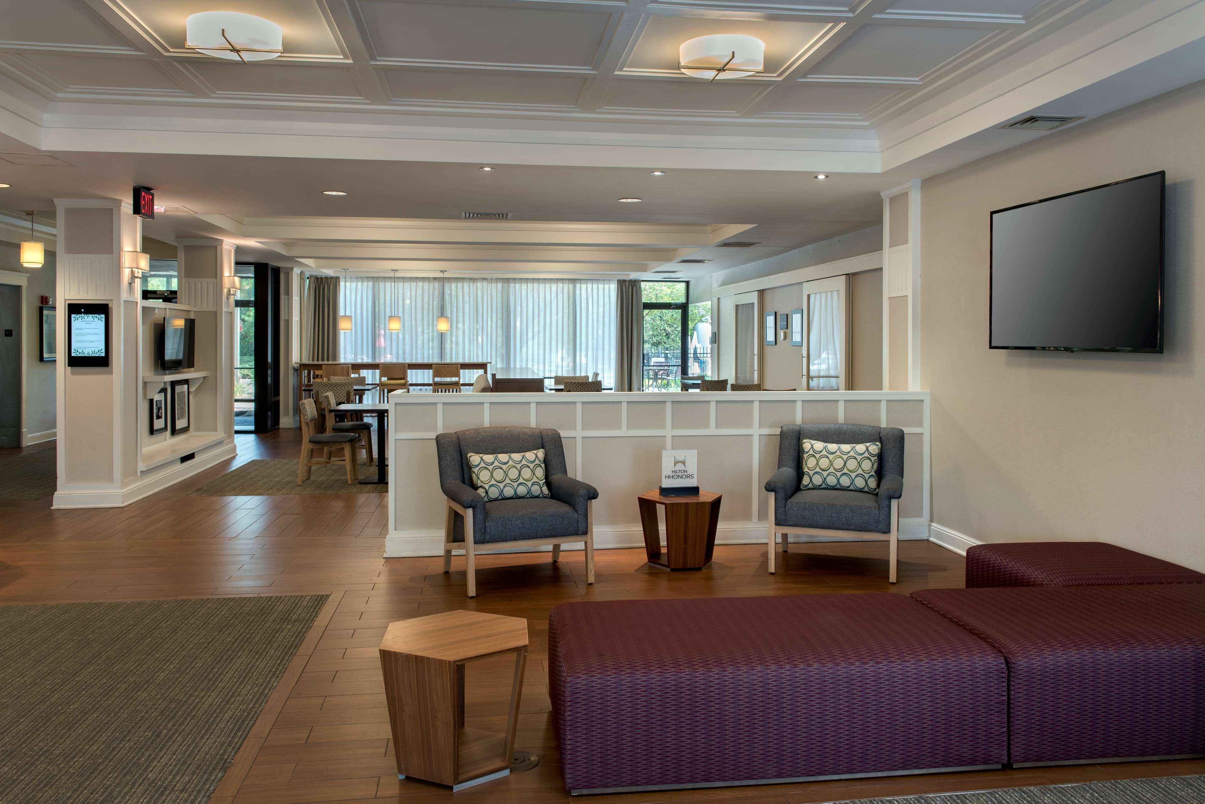Hampton Inn Middletown Buitenkant foto