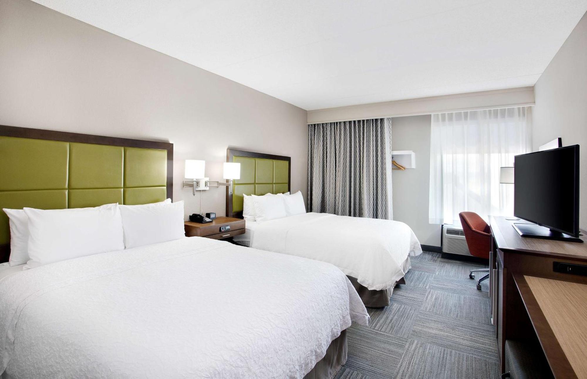 Hampton Inn Middletown Buitenkant foto
